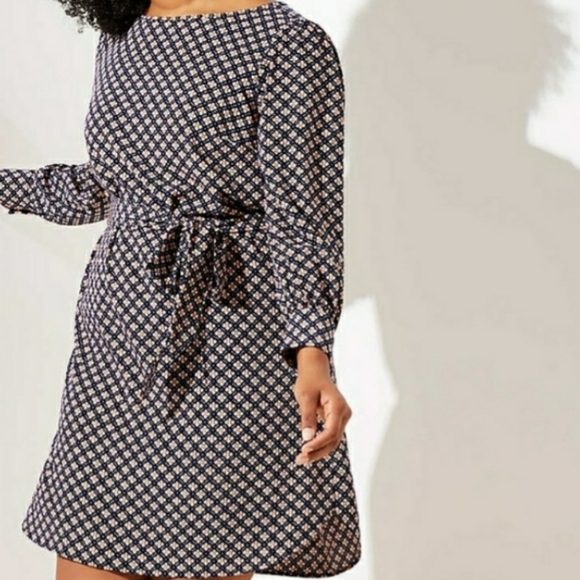 LOFT Dresses & Skirts - Loft plus size tie shirt dress Navy Pink Sz 20